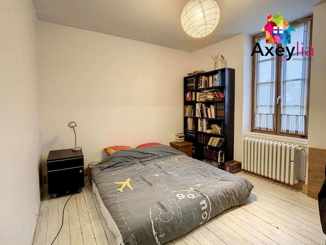 Maison à SAINT-HAON-LE-CHATEL