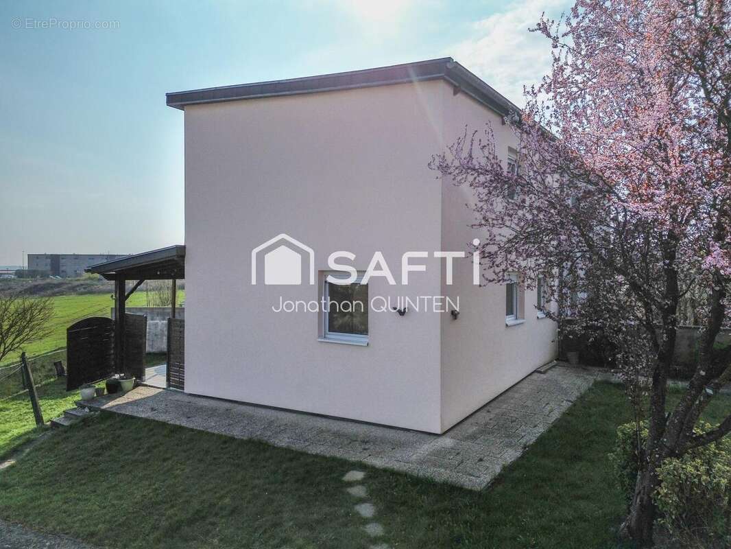 Photo 2 - Maison à SAINT-AVOLD