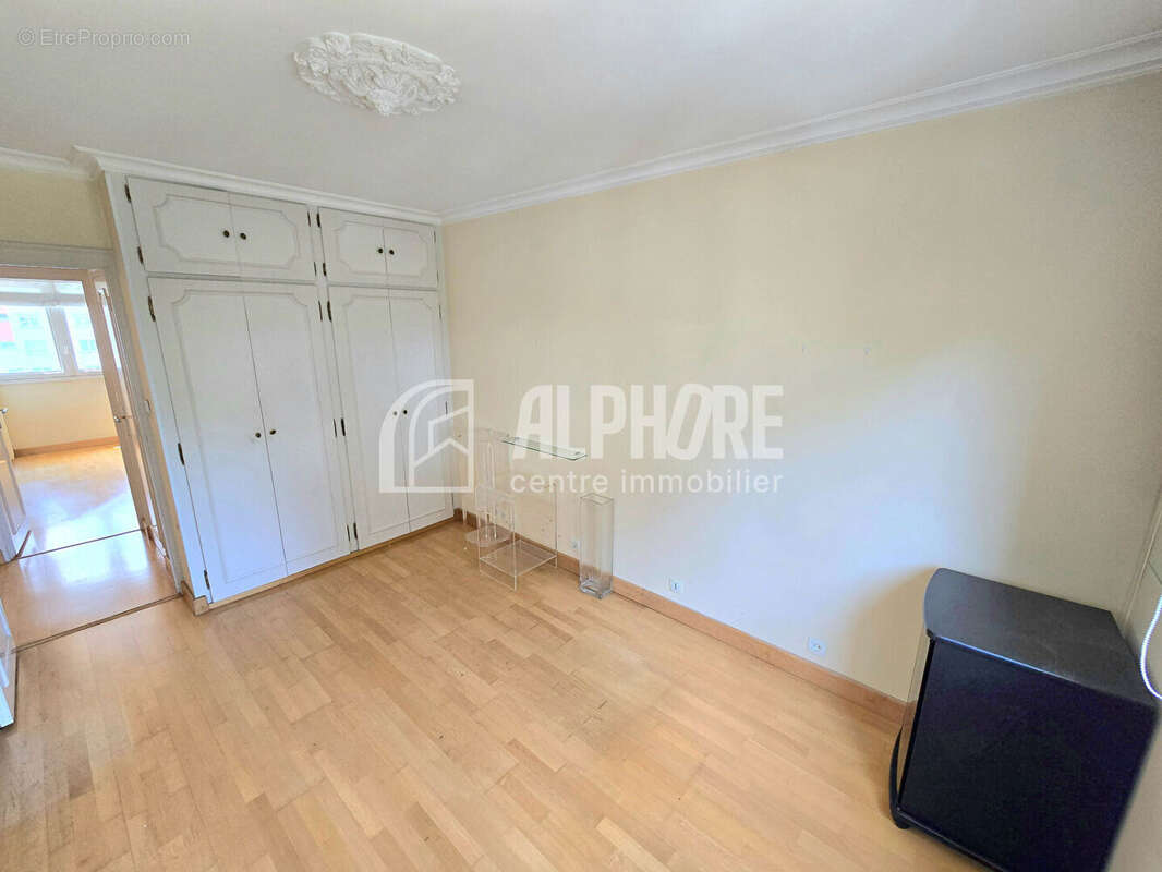 Appartement à REZE