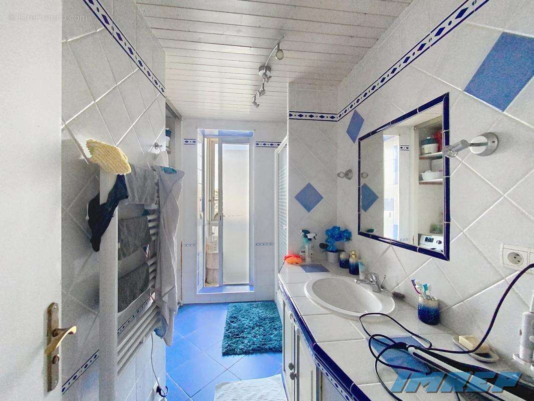 Appartement à MARSEILLE-10E