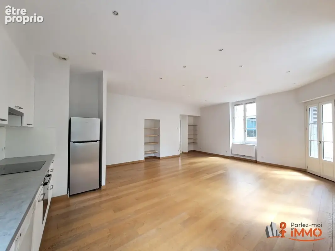 Appartement 4 pièces 101 m² · à Saint-Etienne · 101 m² · 160 000 €