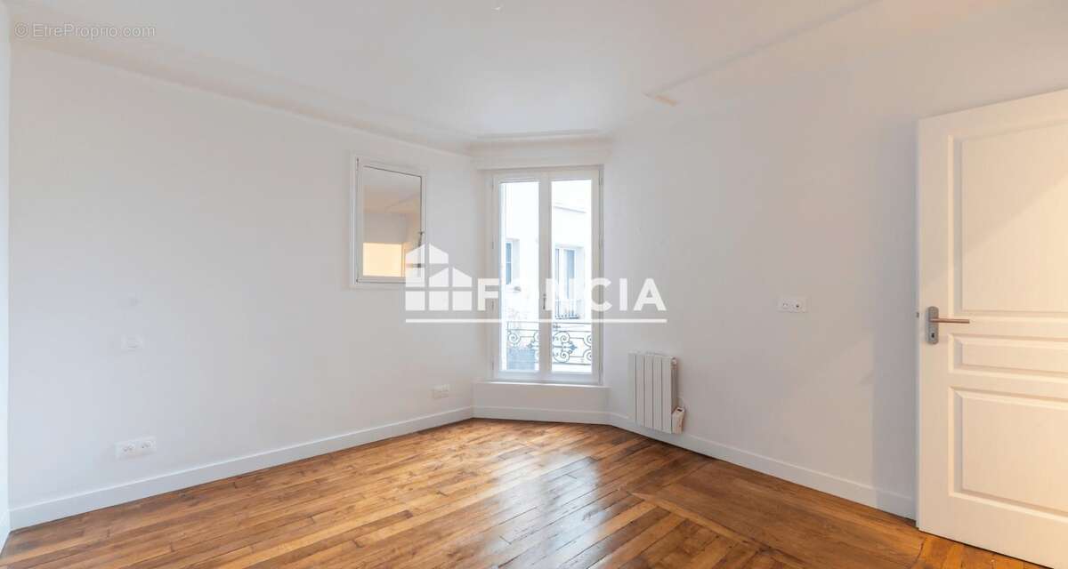 Appartement à PARIS-19E