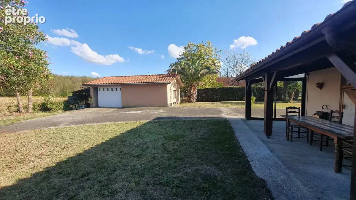 En vente à Hagetmau : maison avec 7 pièces - photo 14