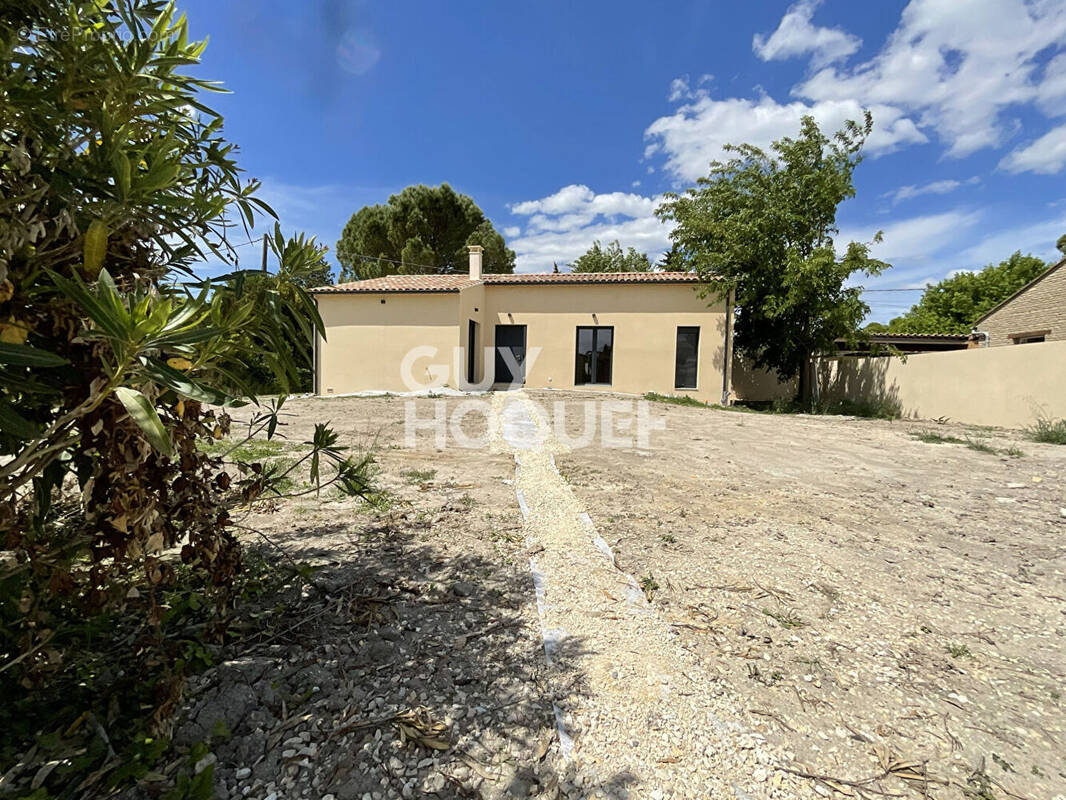 Maison à L'ISLE-SUR-LA-SORGUE