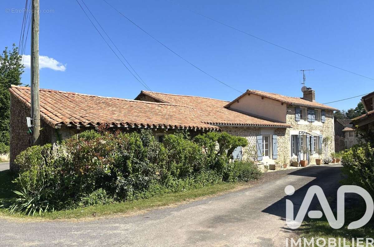 Photo 2 - Maison à CEAUX-EN-COUHE