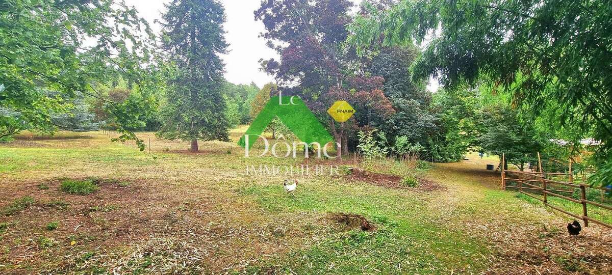 Maison 265 m² à Nesles-La-Vallee  - photo 10