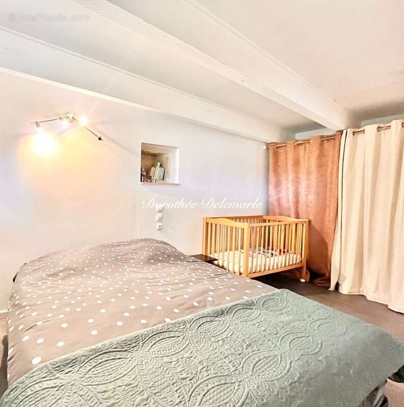 Maison à vendre 8 pièces MIGRE (17) Ensemble immobilier de charme avec gîte indépendant, dépendances et vue campagne – Migré - photo 5