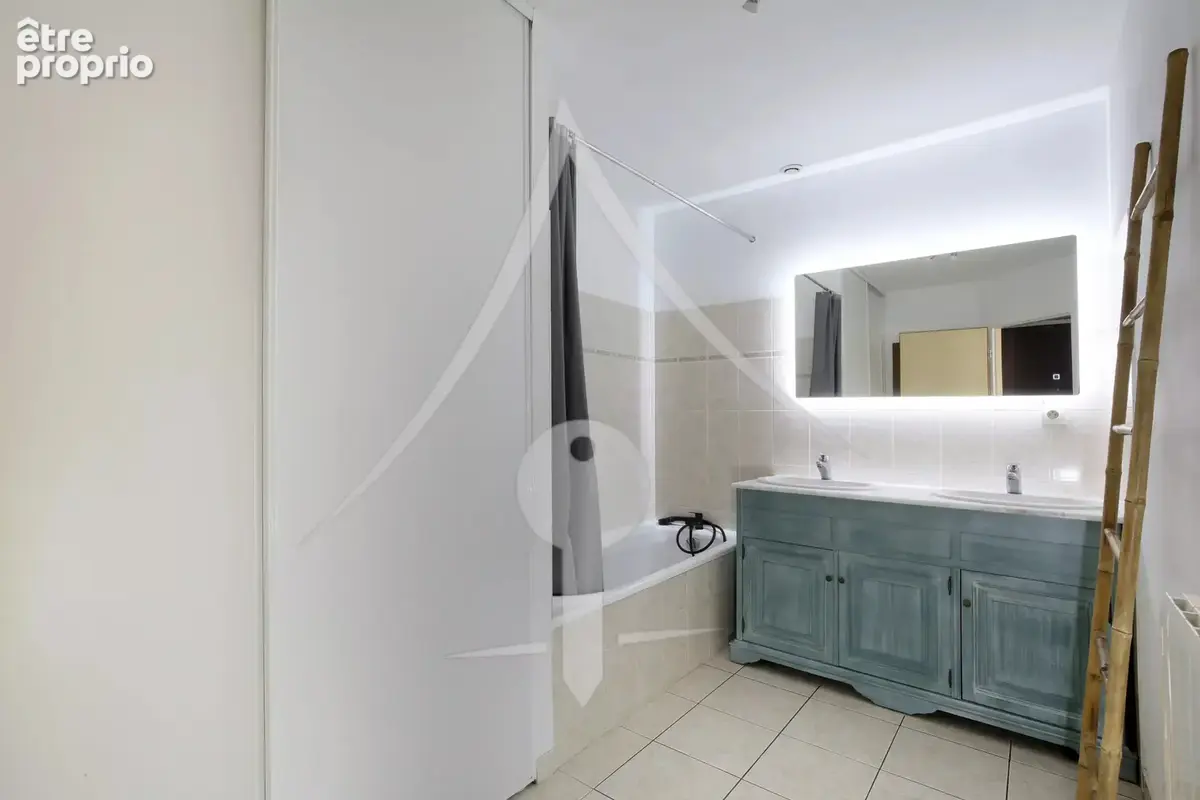 Maison de village T6 - Garage - Piscine - Jardin - Dépendance à LAVERNOSE-LACASSE - photo 10