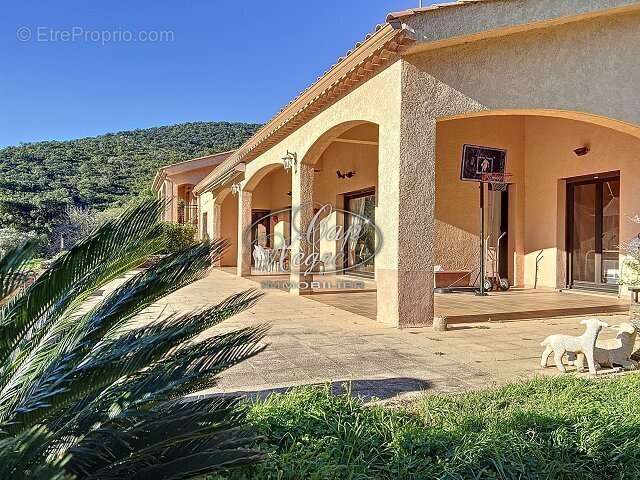 Maison à LE LAVANDOU