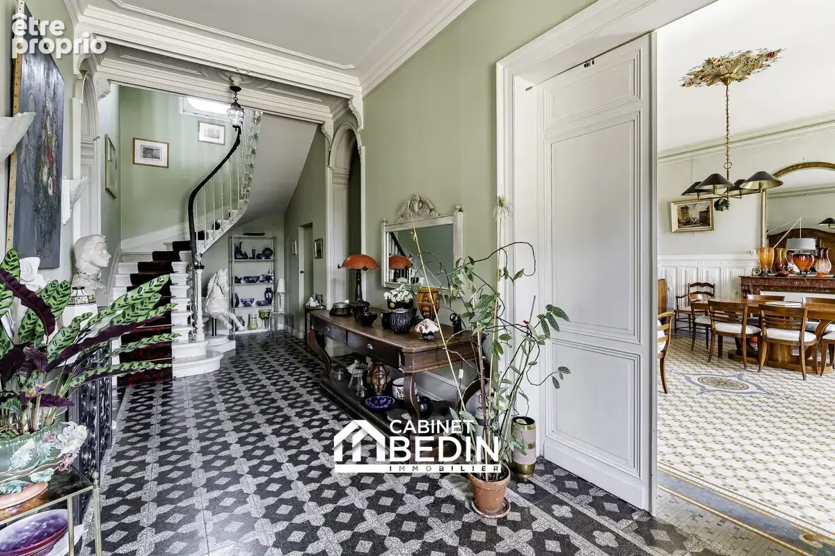 Maison 11 pièces 360 m² à vendre à Tauriac (33710) - photo 2
