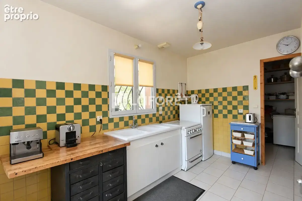 Maison Bagnols En Foret 4 pièces de 103 m2 sur terrain 2000m2 - photo 13