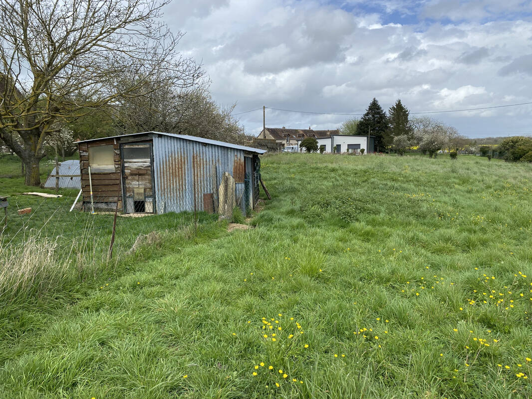 Terrain à SAINT-FIRMIN-DES-PRES