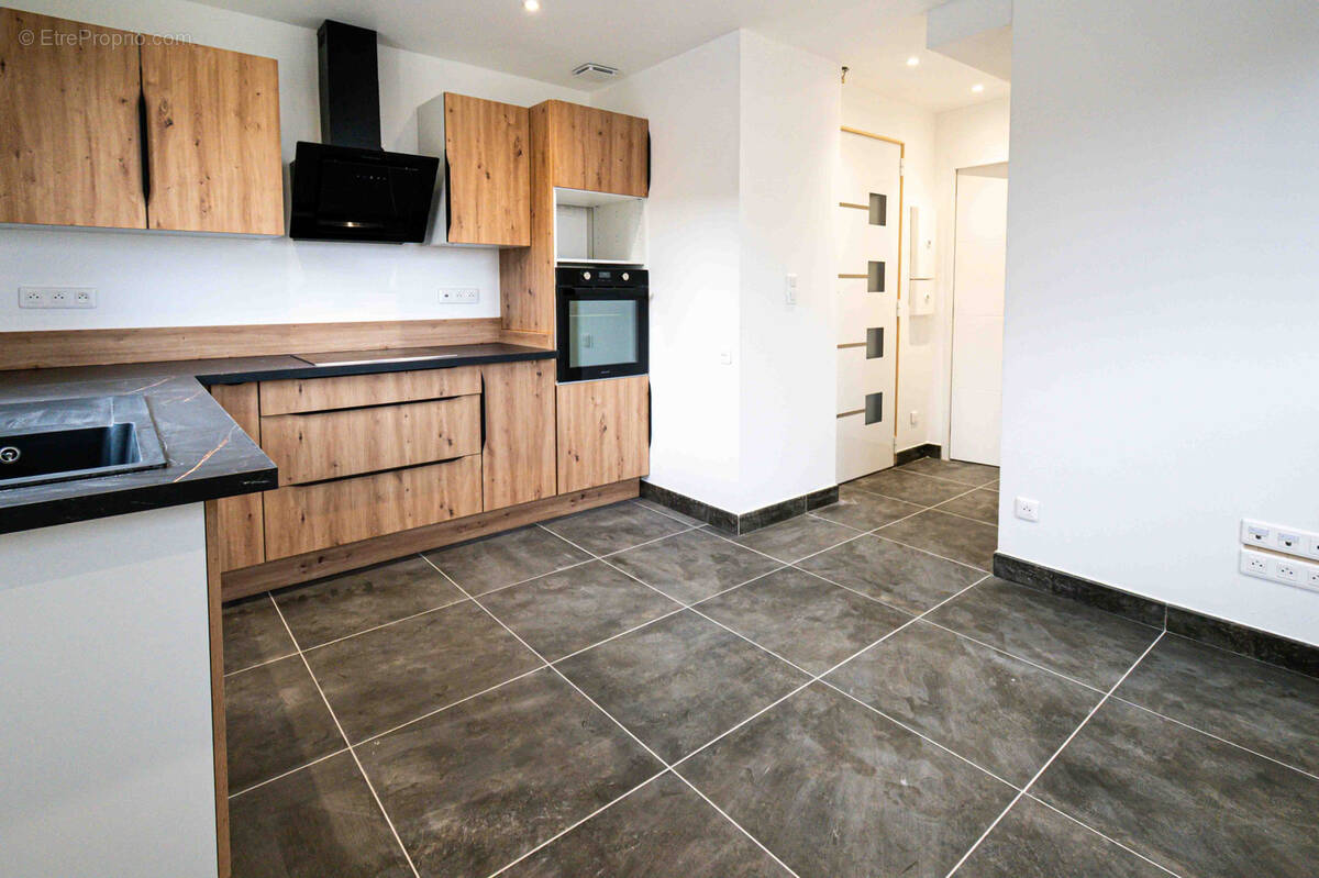 Appartement à LABERGEMENT-SAINTE-MARIE