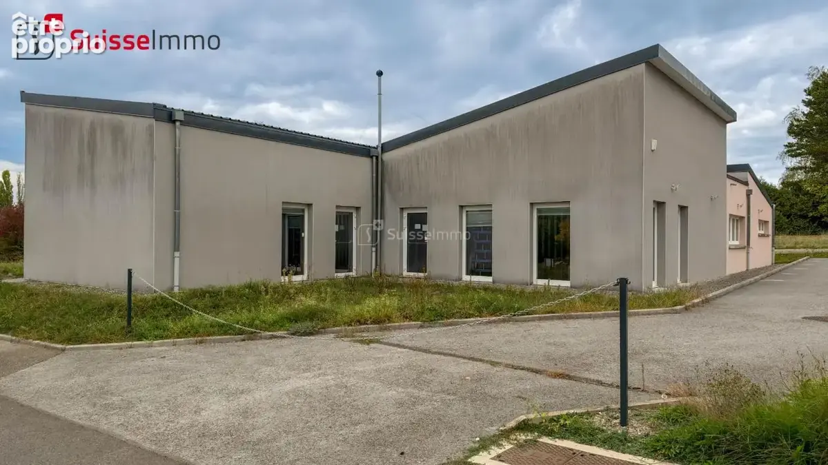 Local commercial Appenans 341 m2 - photo 15