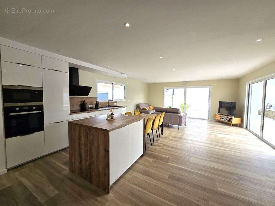 Maison à SAINT-HILAIRE-DE-RIEZ