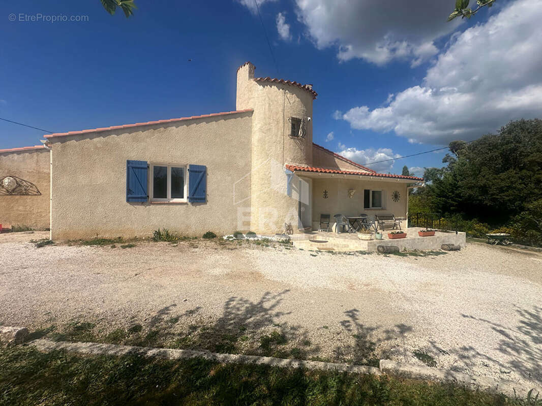 Maison à SAINT-MAXIMIN-LA-SAINTE-BAUME