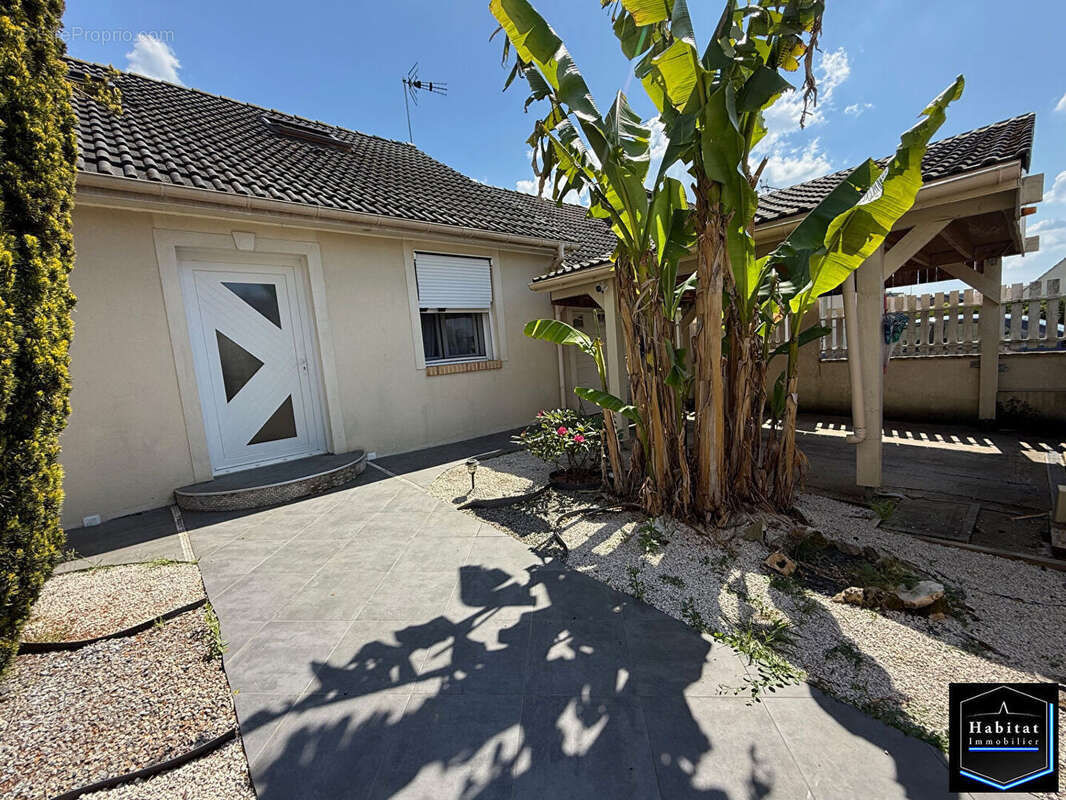 Maison à NANTEUIL-LE-HAUDOUIN