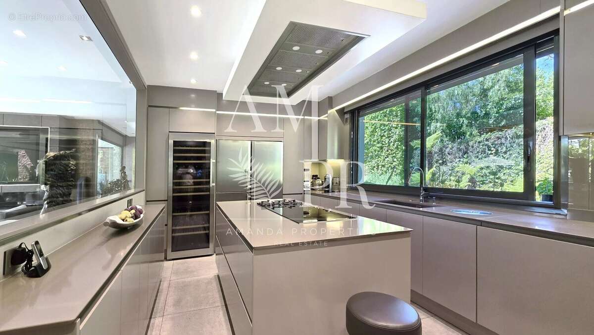Maison à MOUGINS