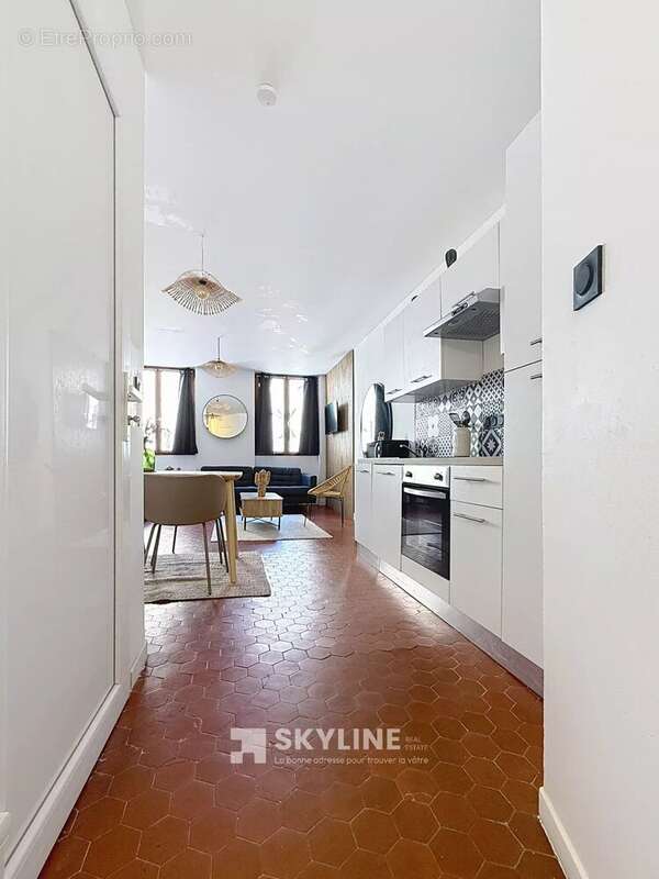 Appartement à MARSEILLE-2E