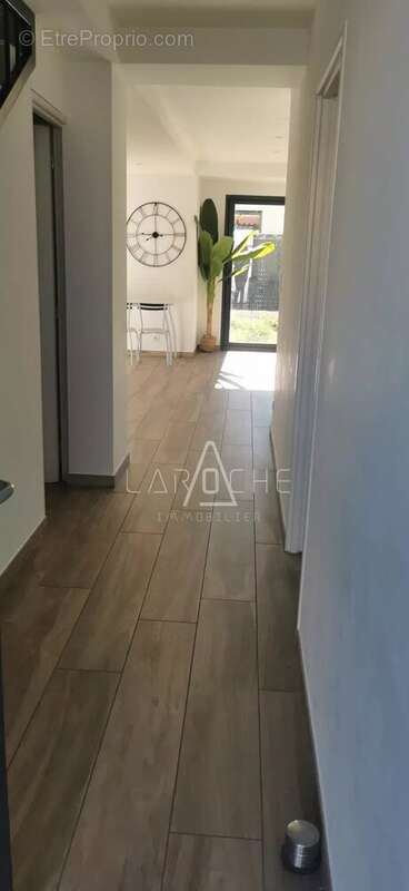 Maison à SAINT-GENIS-DES-FONTAINES