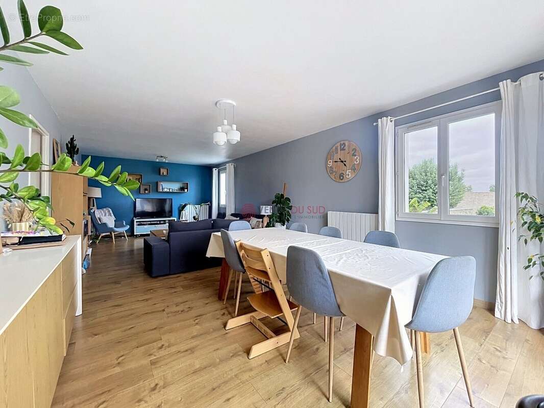 Maison à MONTADY