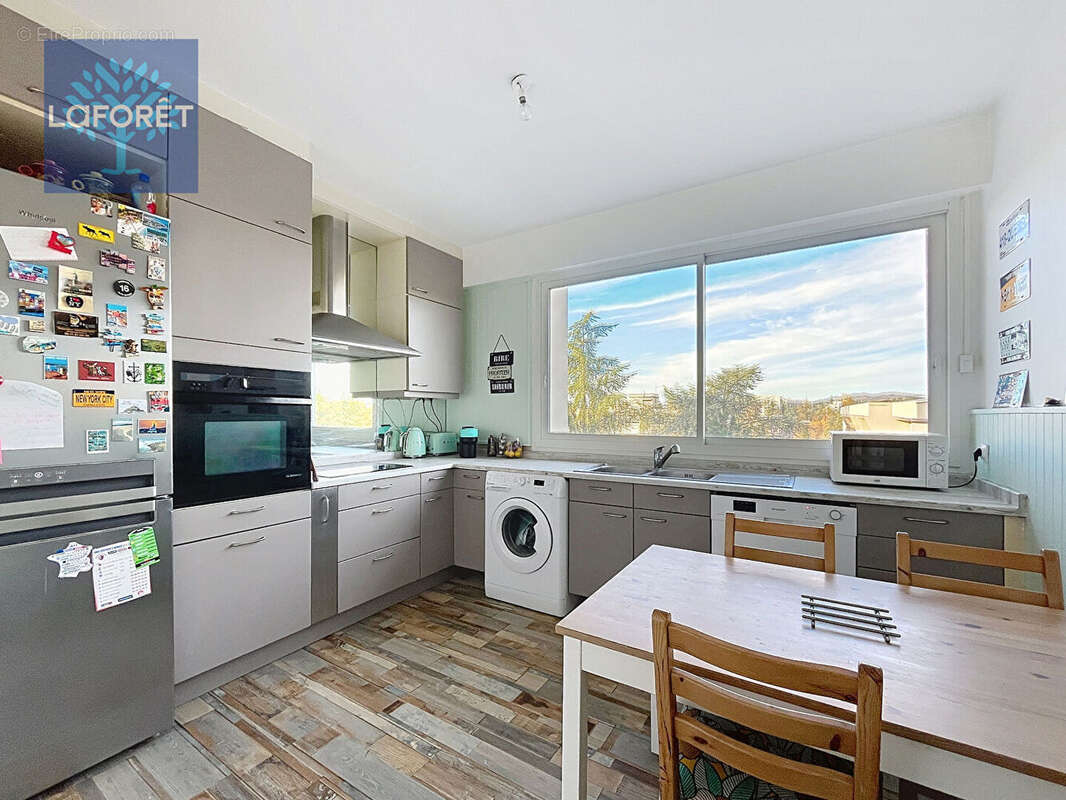 Appartement à LYON-5E