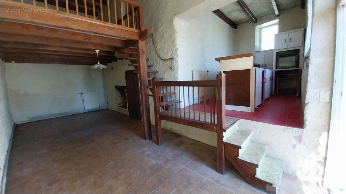 Maison à RAZAC-SUR-L&#039;ISLE