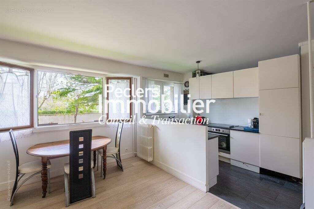 Appartement à RUEIL-MALMAISON