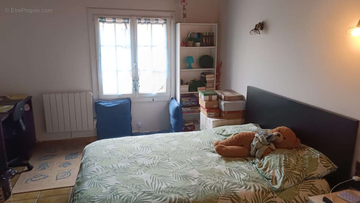 Maison à VILLEMOUSTAUSSOU