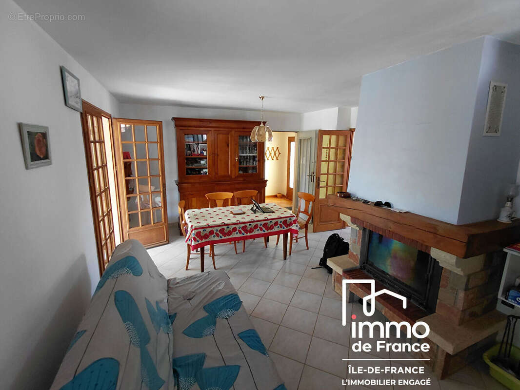 Maison à PLAISIR