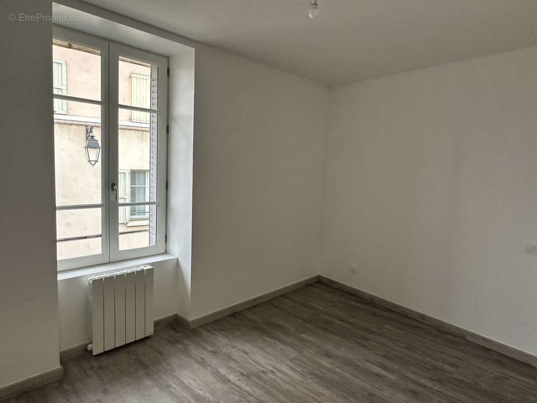 Appartement à TERNAY