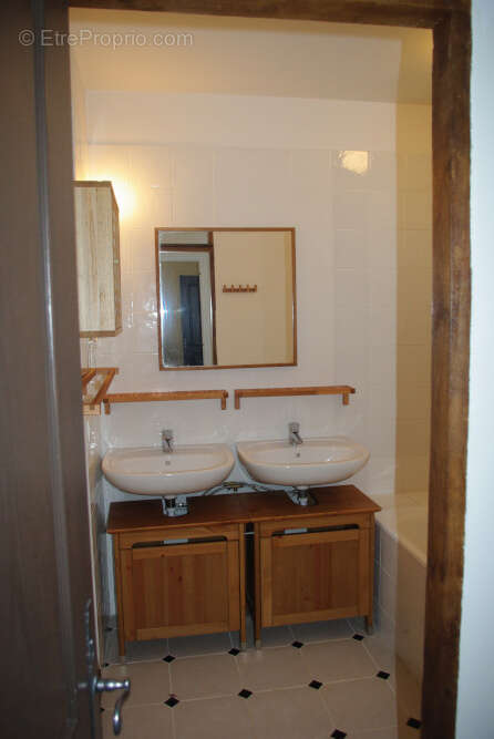 Appartement à COURTEUIL