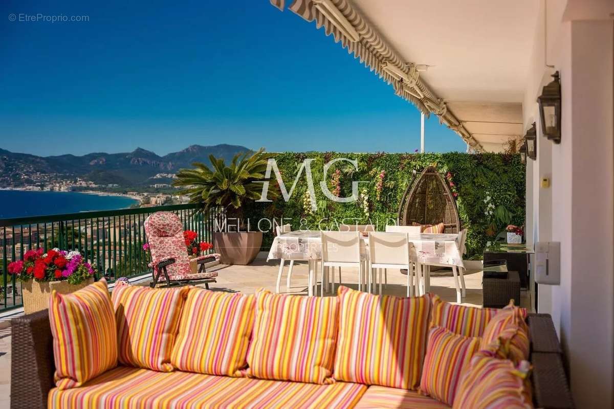 Appartement à CANNES