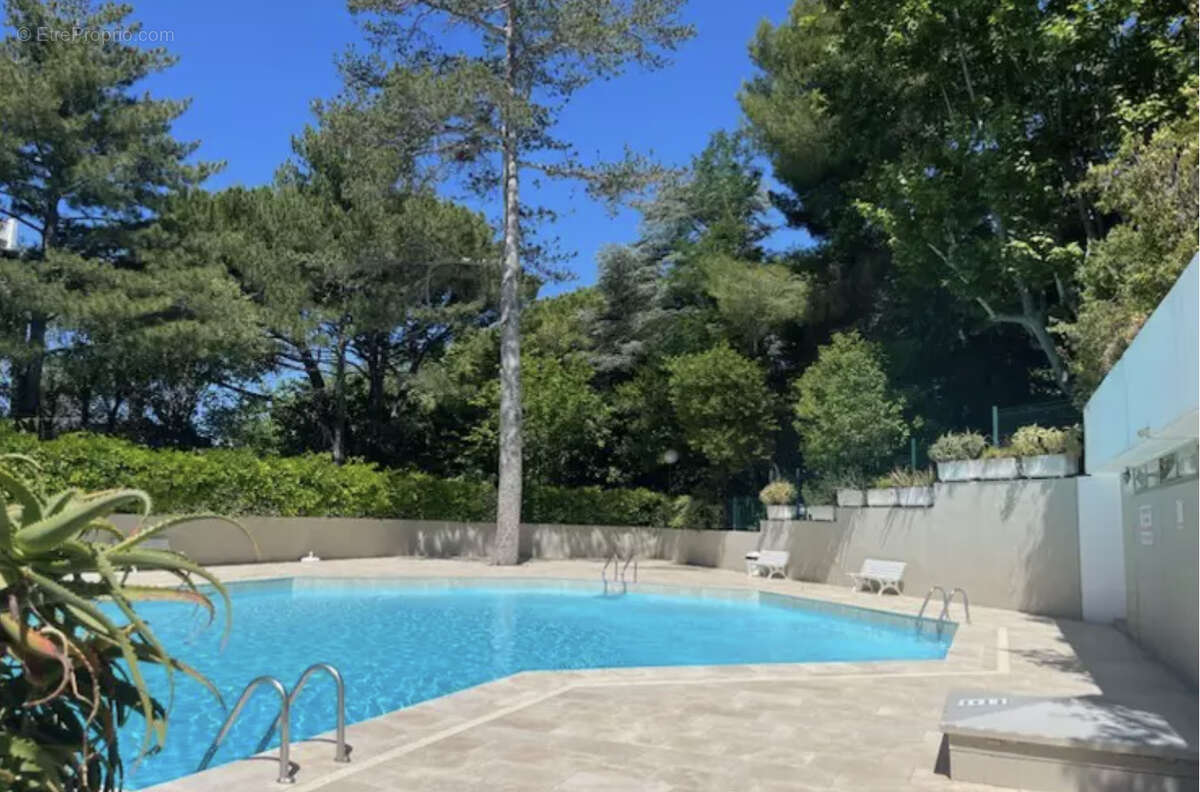 Appartement à MARSEILLE-9E