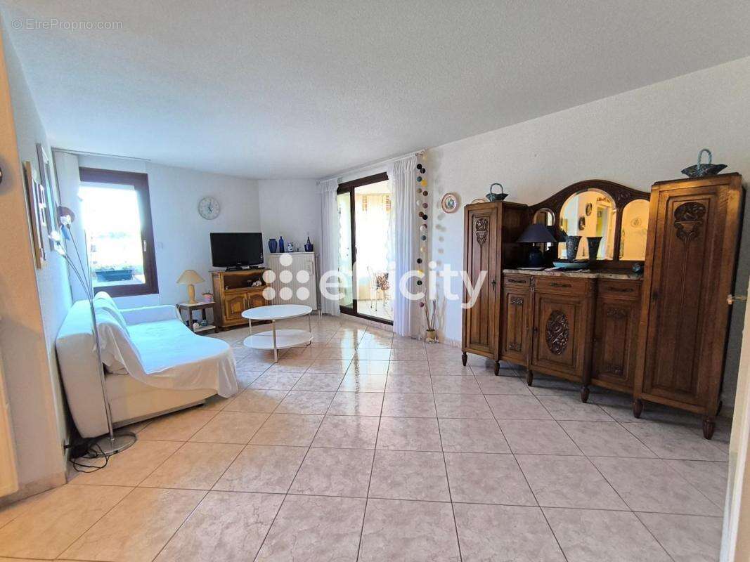 Appartement à FREJUS