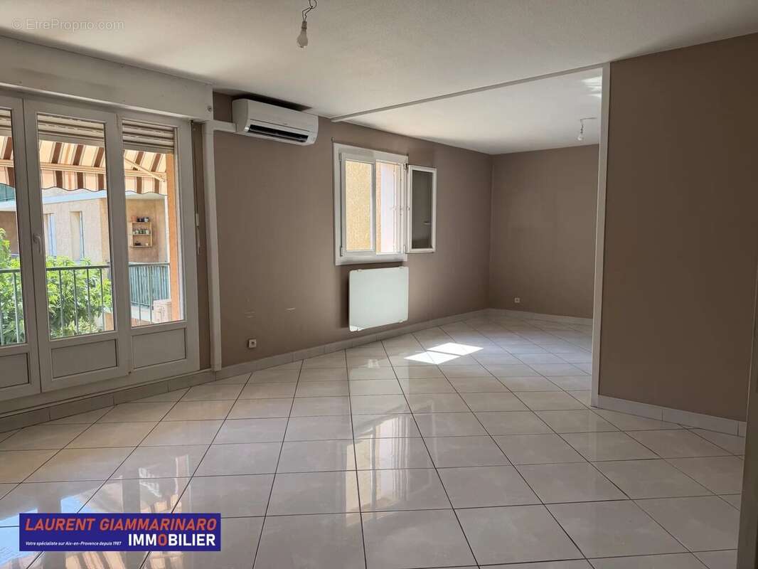 Appartement à ARLES