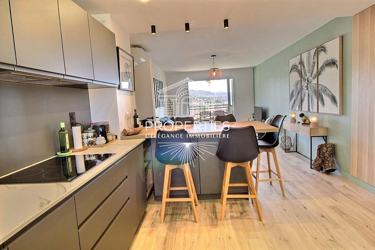 Appartement à LE LAVANDOU