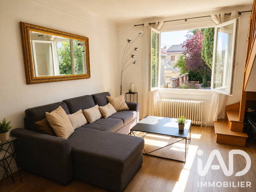 Photo 1 - Maison à GARCHES