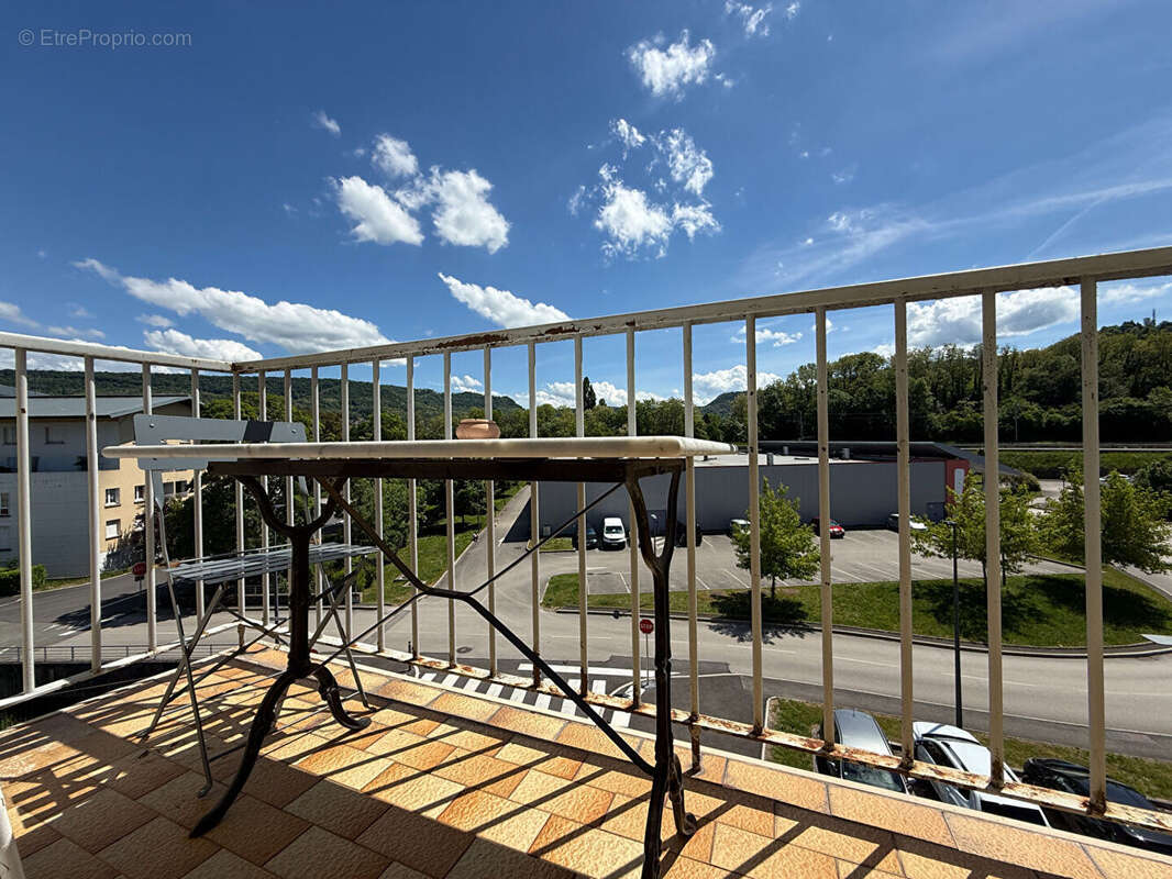 Appartement à LONS-LE-SAUNIER