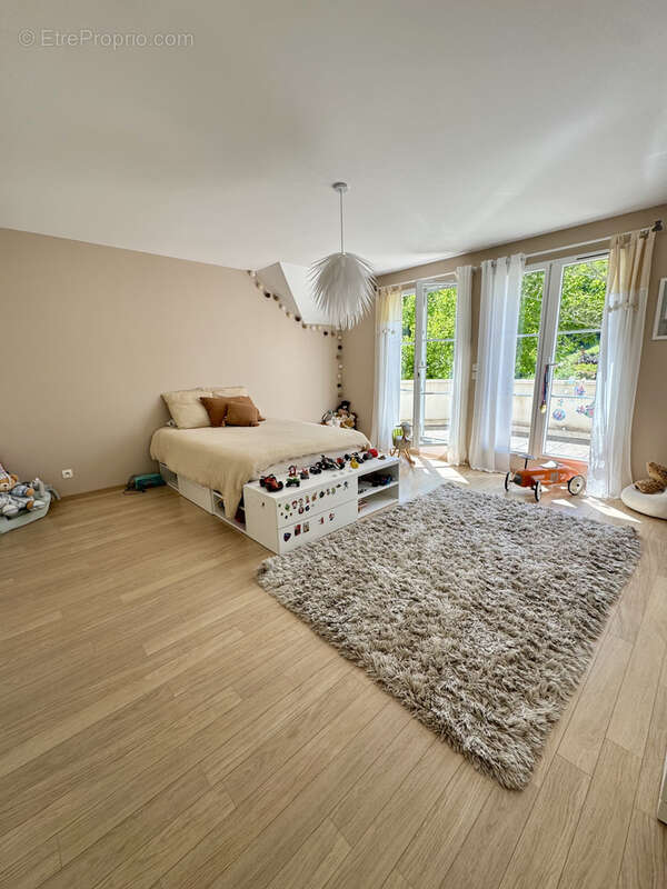 Maison à MEZY-SUR-SEINE