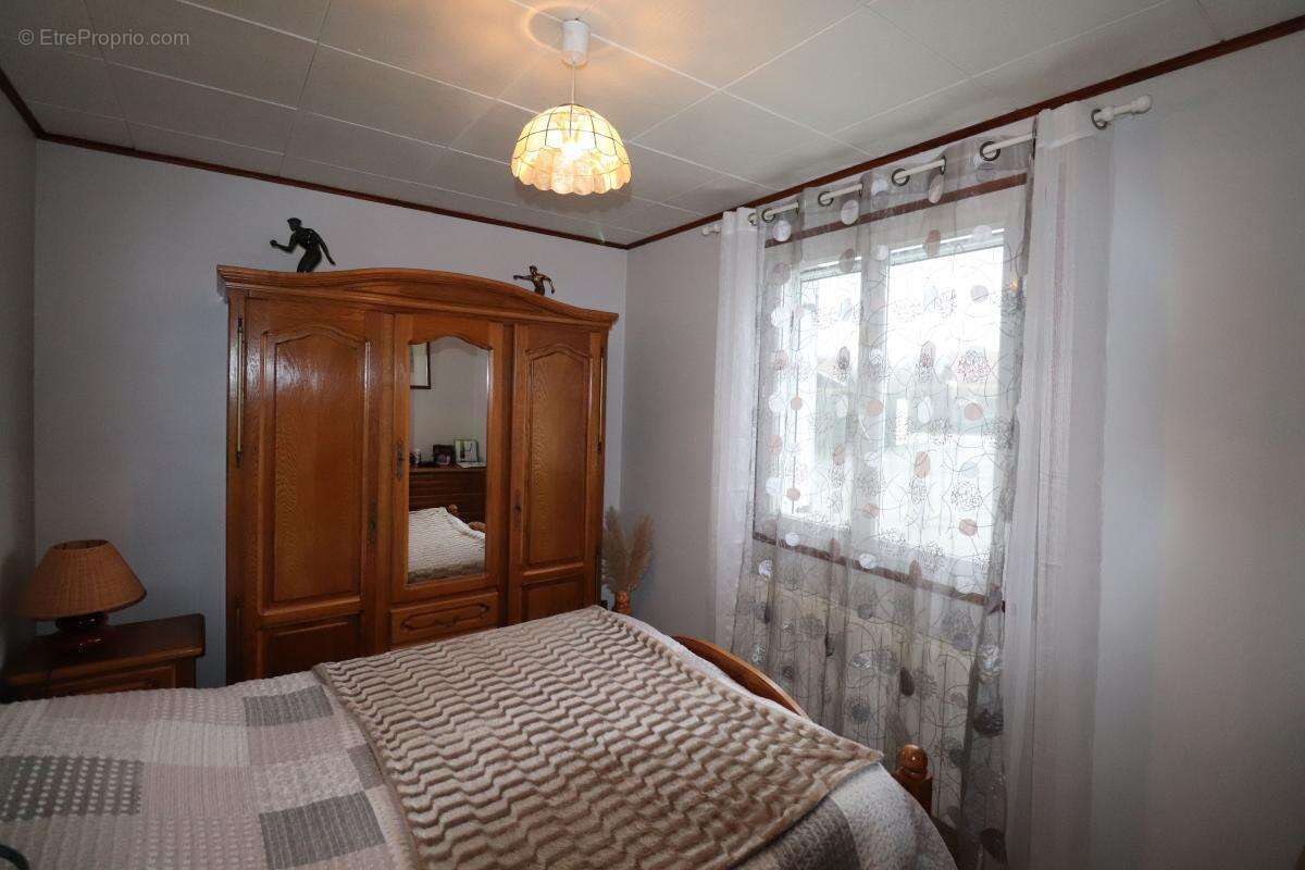 Maison à CREYS-MEPIEU