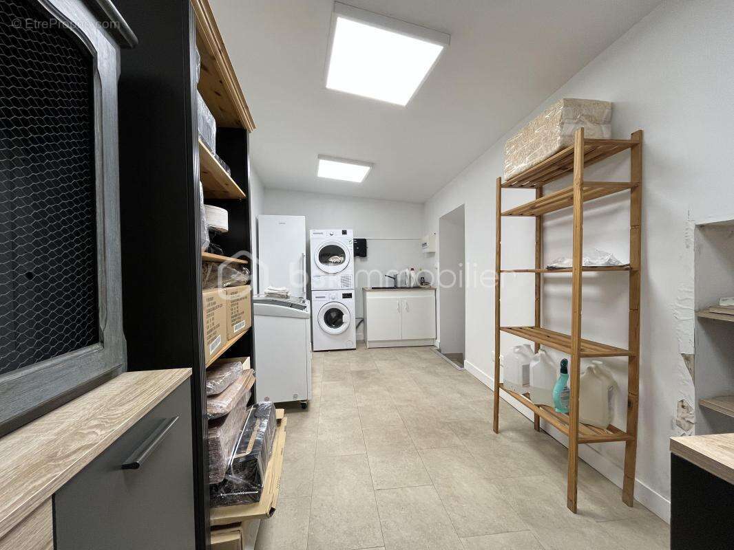 Commerce à PARTHENAY