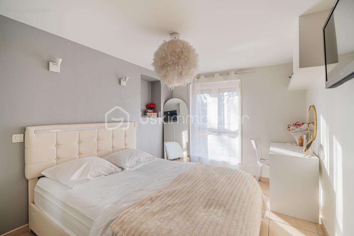 Appartement à JARRIE