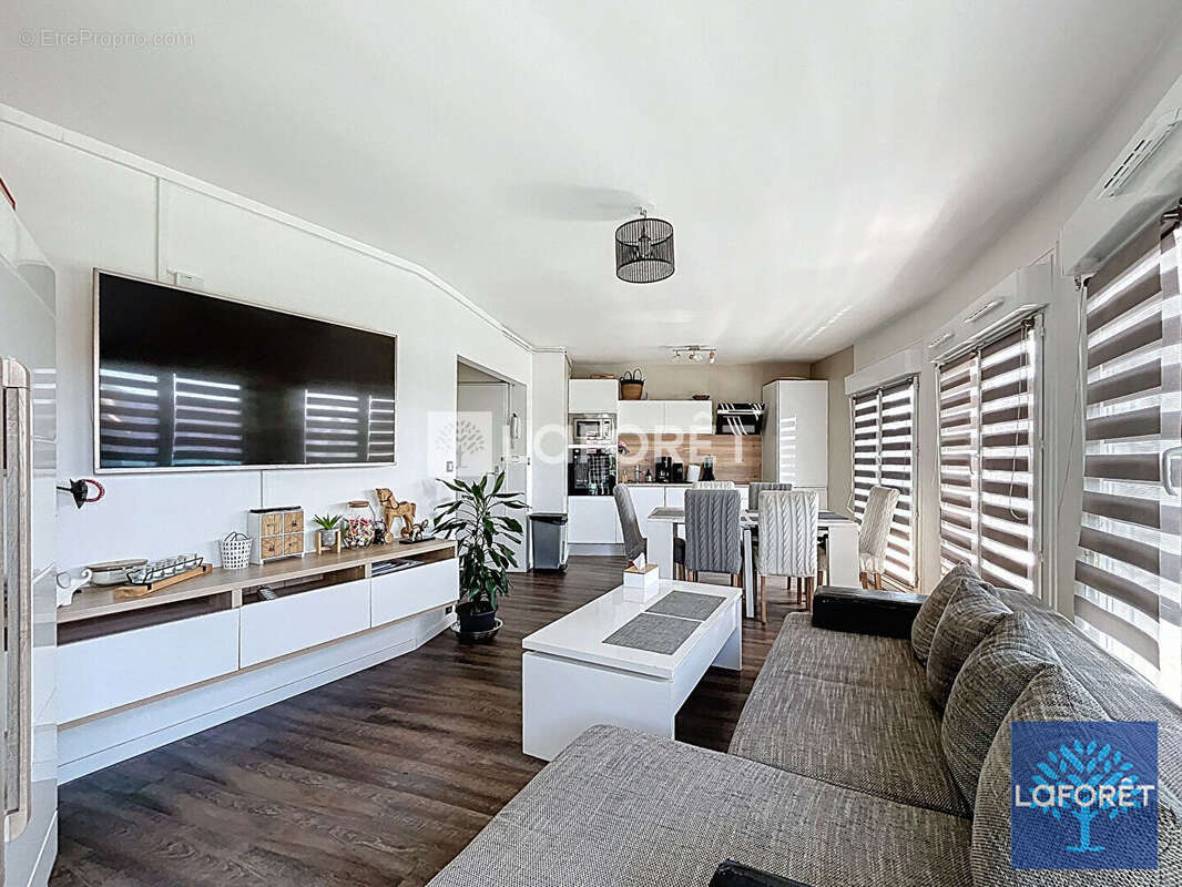 Appartement à VIGNEUX-SUR-SEINE