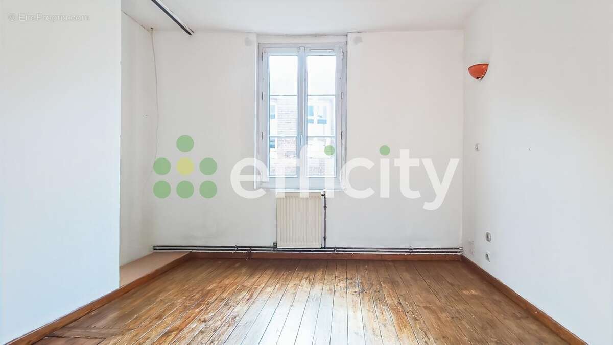 Maison à FORGES-LES-EAUX