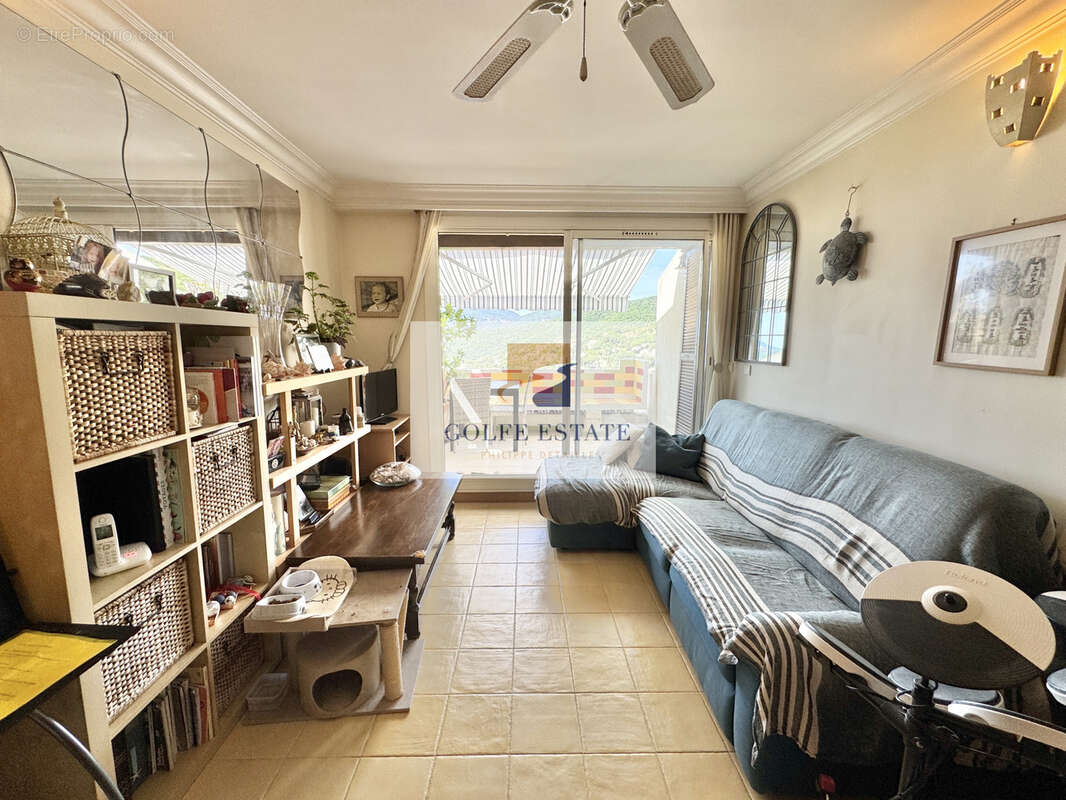 Appartement à LA CROIX-VALMER
