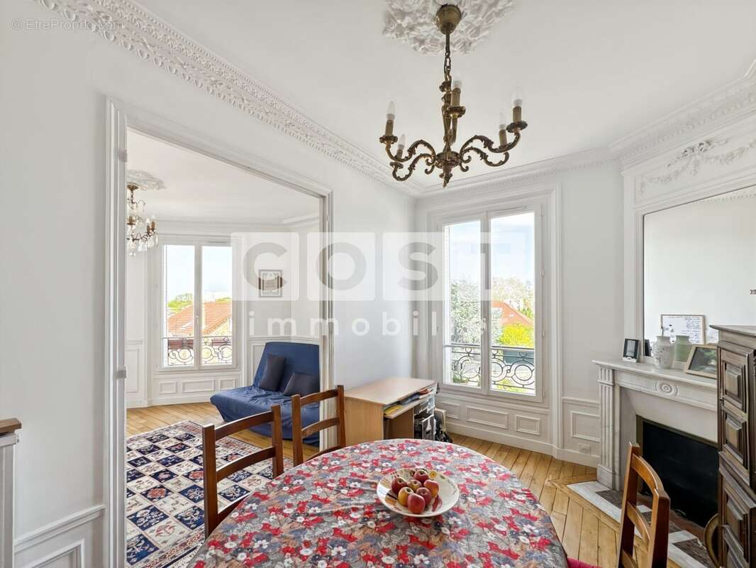 Appartement à COLOMBES