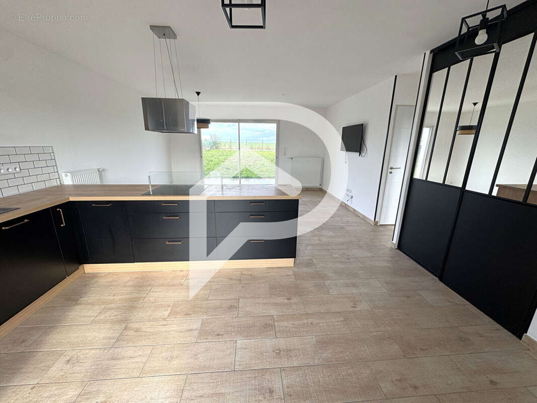 Maison à BAILLEAU-L&#039;EVEQUE