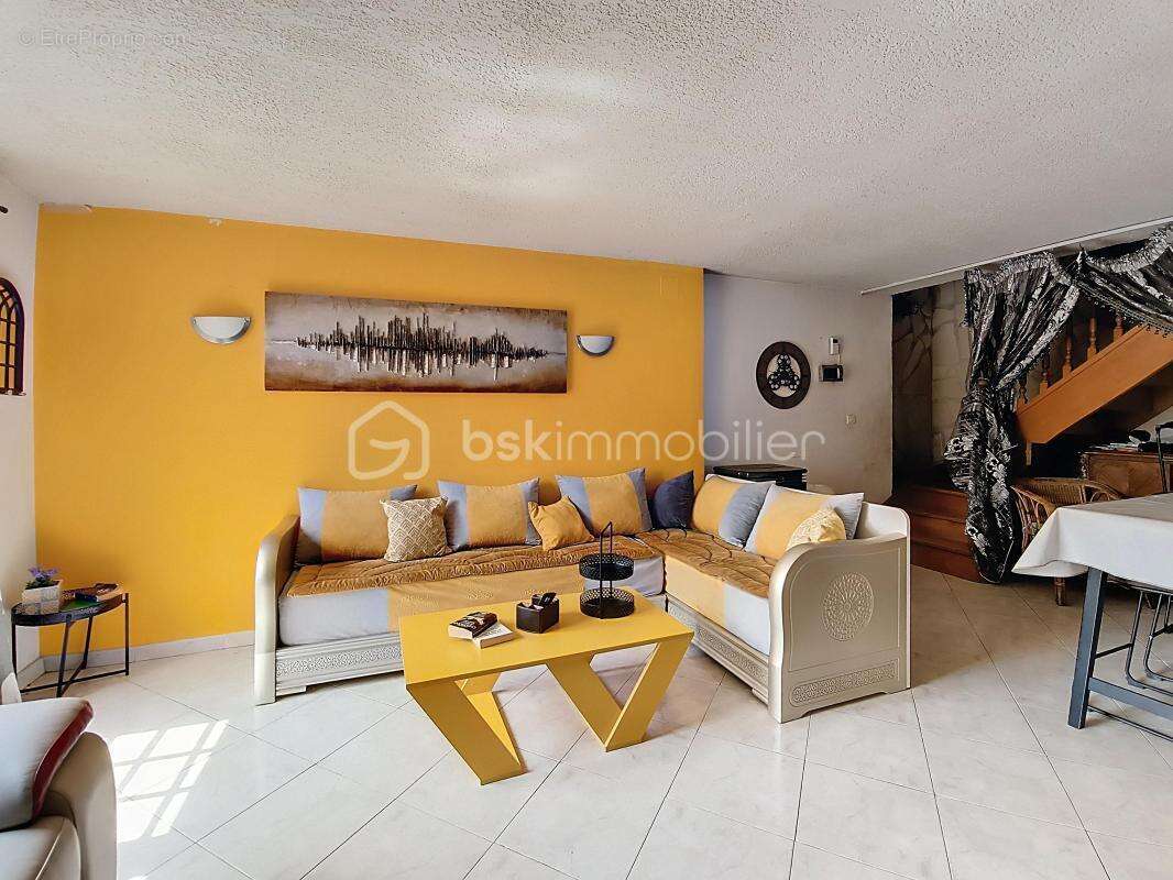 Grande maison familiale de 287 m² avec jardin, piscine et garage – Bédarieux - photo 18