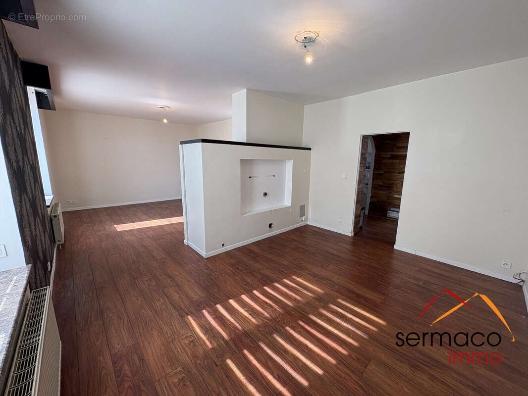 Appartement 117 m² à Forbach  - photo 3